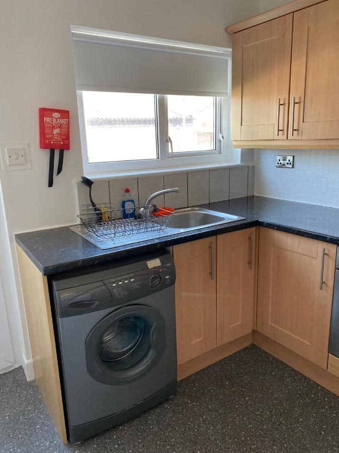 M&J Apartment Blackpool Exterior photo